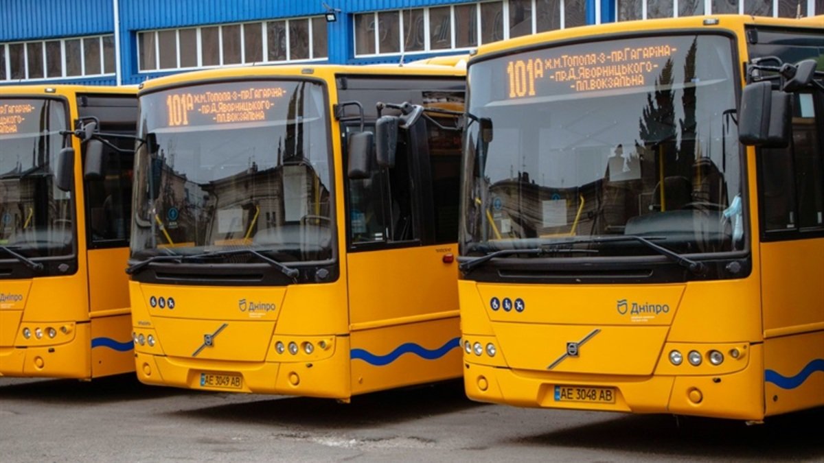 Нові тарифи в дії: скільки з 9 травня коштує поїздка в автобусах Дніпра