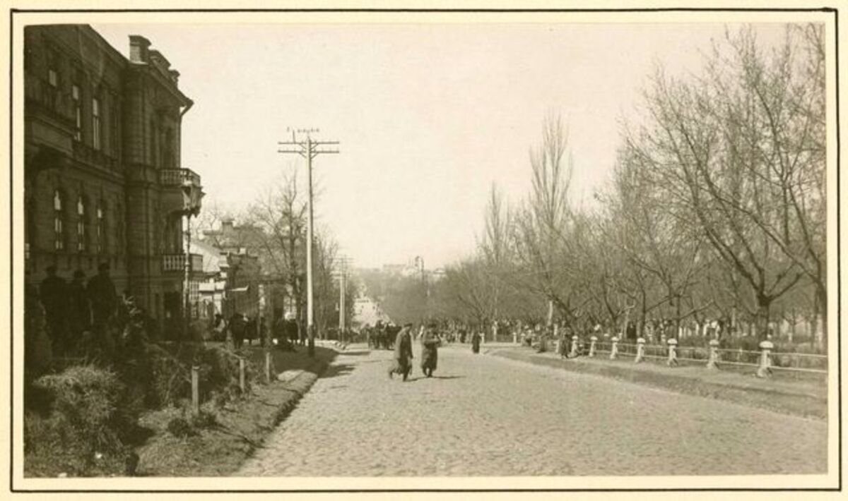 Таємниця парку Глоби: де саме 112 років тому народилося мистецтво Дніпра