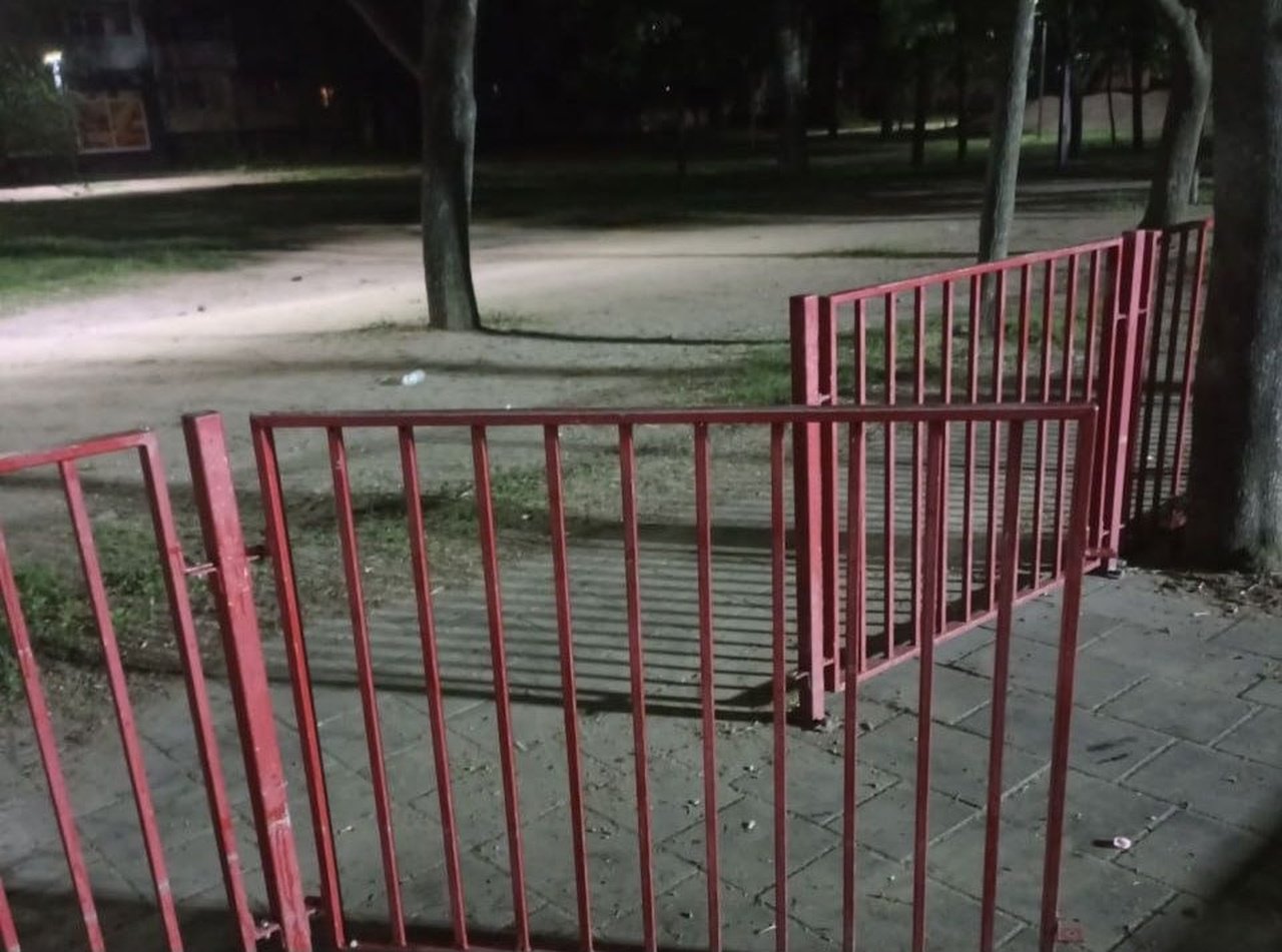 Огород, который выломали