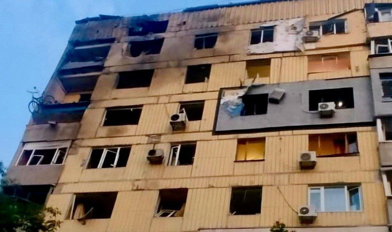 Загиблий та 4 поранених: наслідки масованої атаки на Дніпропетровщину