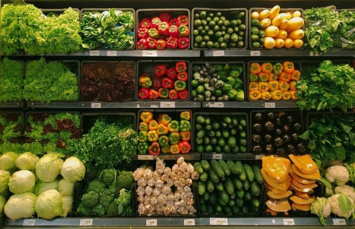 Продукты на полках