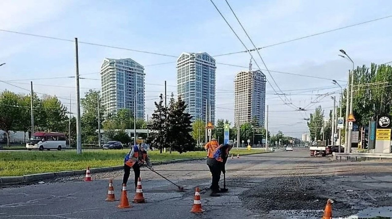 Коммунальщики ликвидируют последствия непогоды