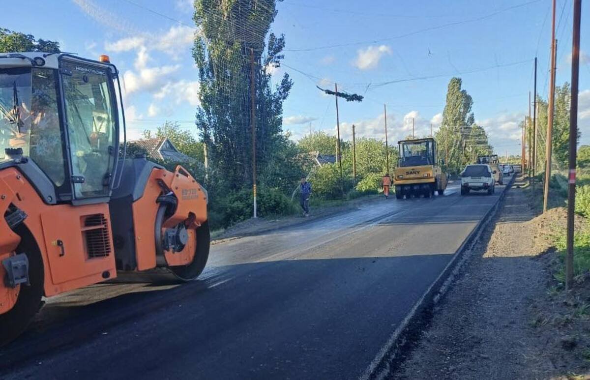Відновлення доріг триває: на Дніпропетровщині ремонтують важливий автошлях