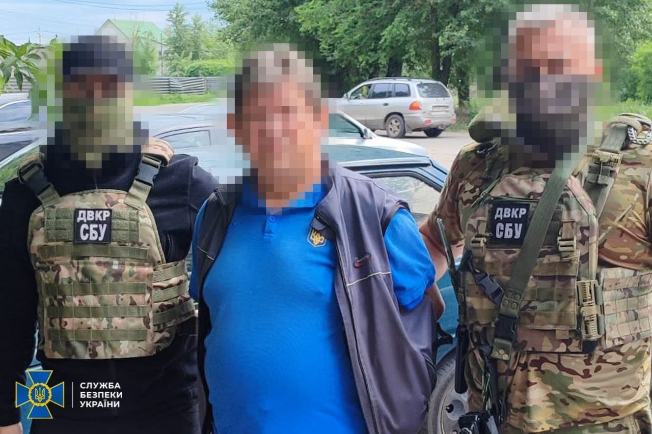 Чоловіка затримали в Дніпрі СБУ