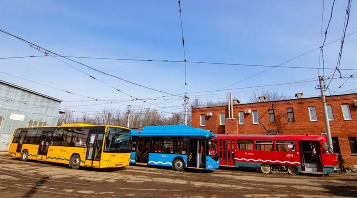 В Днепре 14 июня остановят трамвай и изменят маршруты автобусов: список изменений