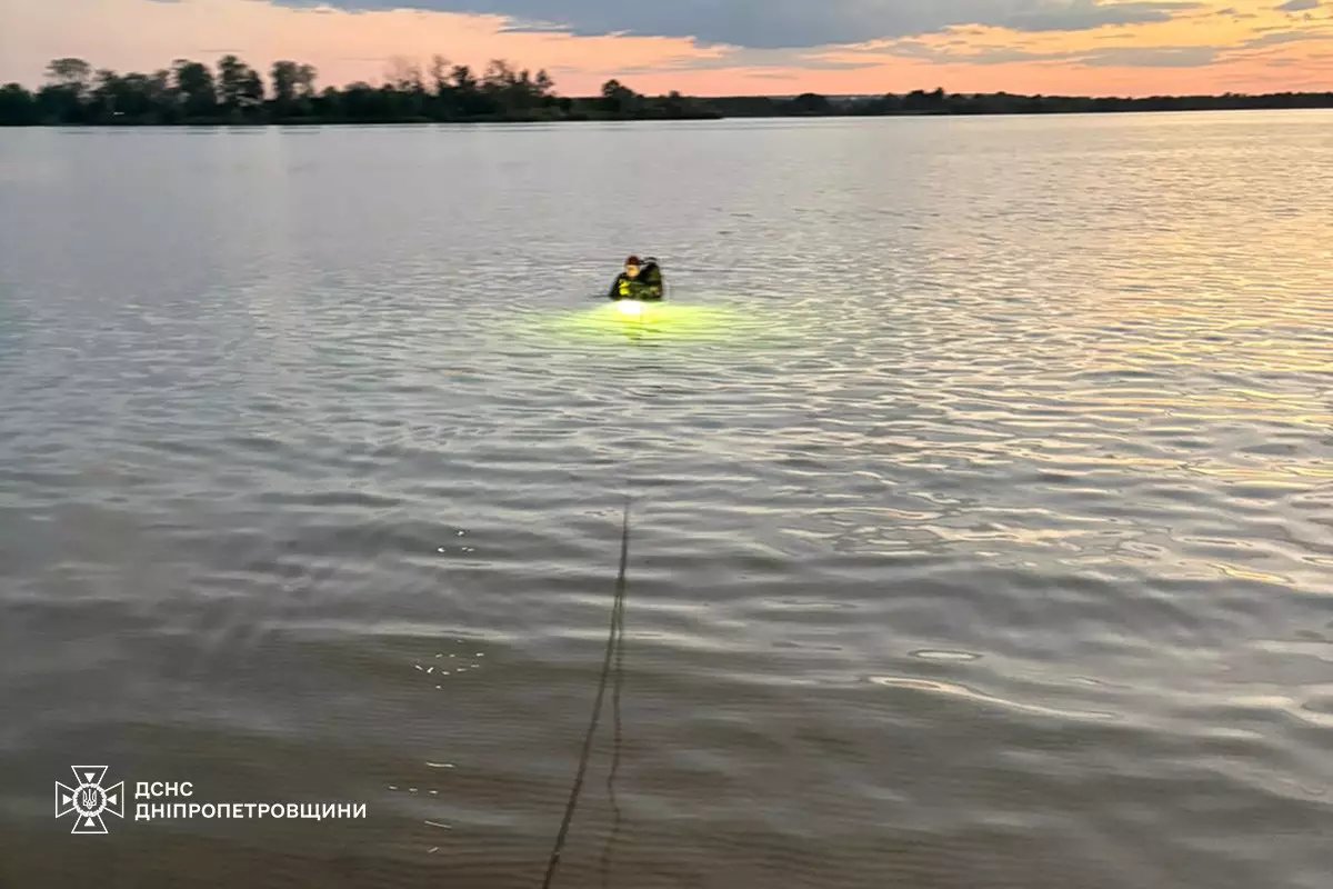 Під Дніпром у водоймі знайшли тіло 23-річного чоловіка