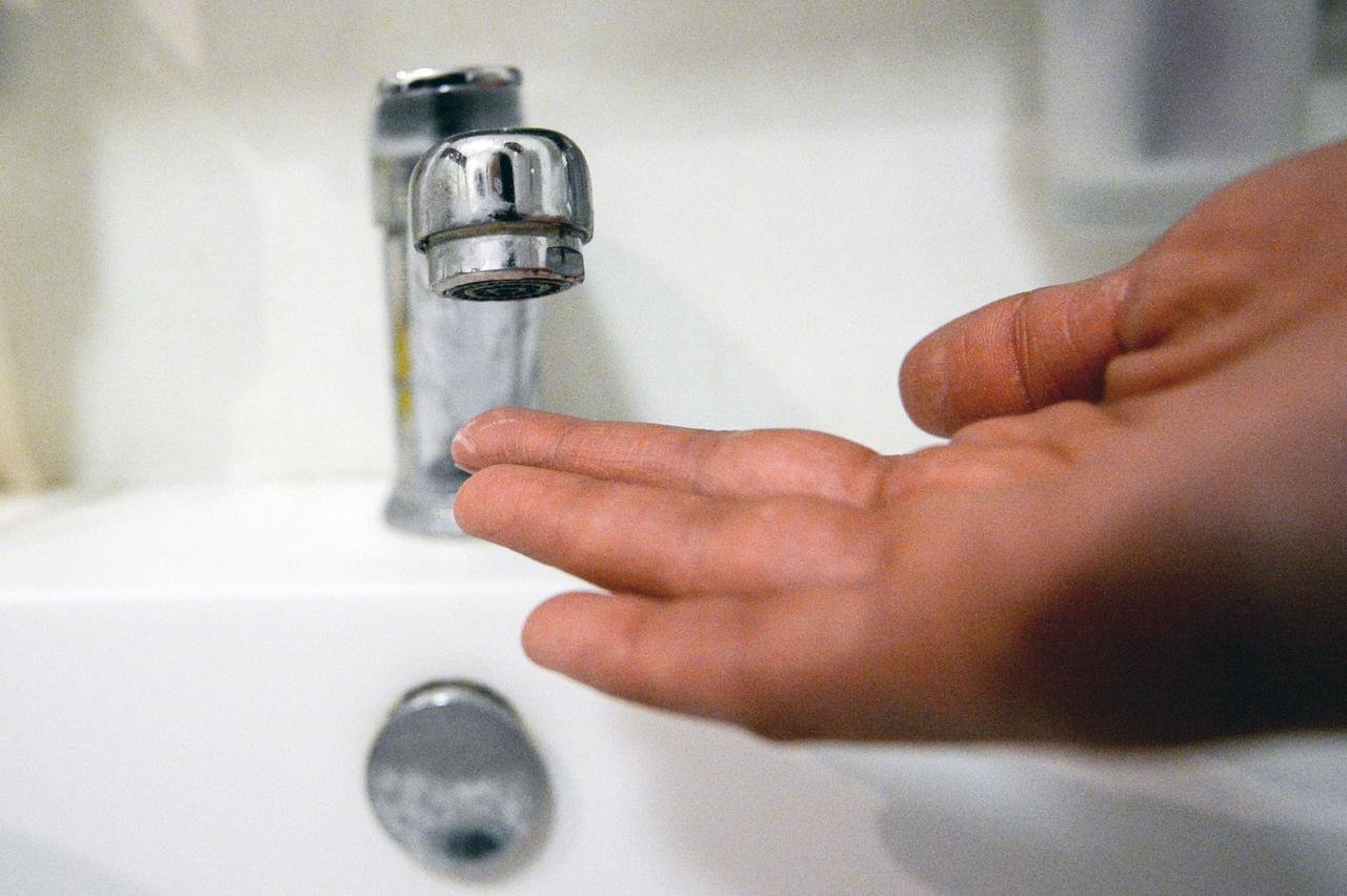 Часть Чечеловского района в Днепре осталась без воды: когда вернут