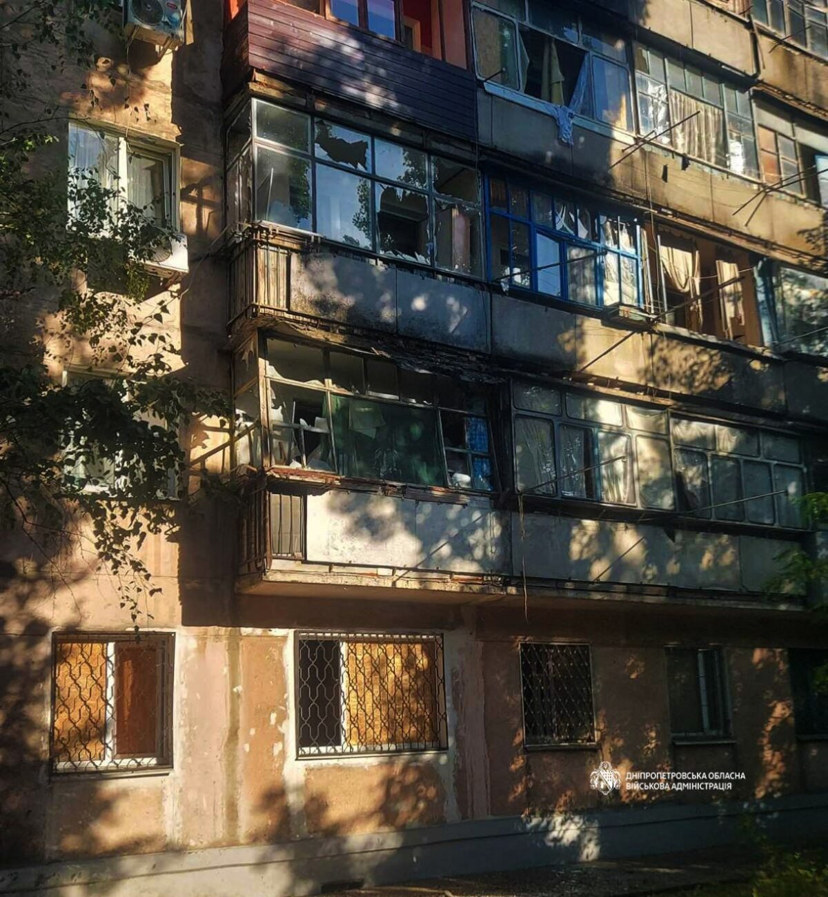 Одна людина постраждала: ворог масовано атакував чотири райони Дніпропетровщини