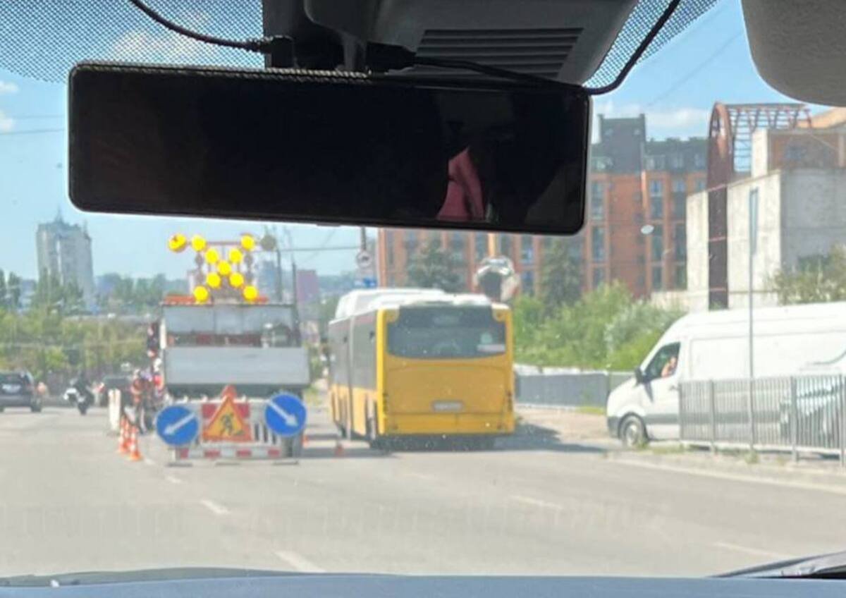 На Слобожанском проспекте в Днепре затруднено движение: где идет ремонт