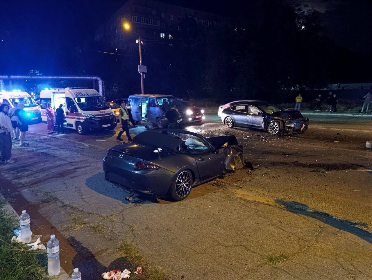 В Днепре на Космической произошло серьезное ДТП: разбито 5 авто