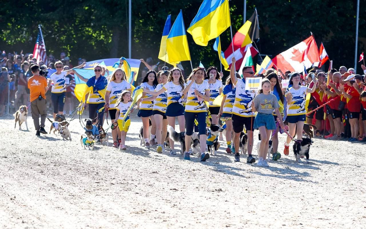 Дніпрянка та її собака увійшли до ТОП-10 на чемпіонаті світу з аджиліті