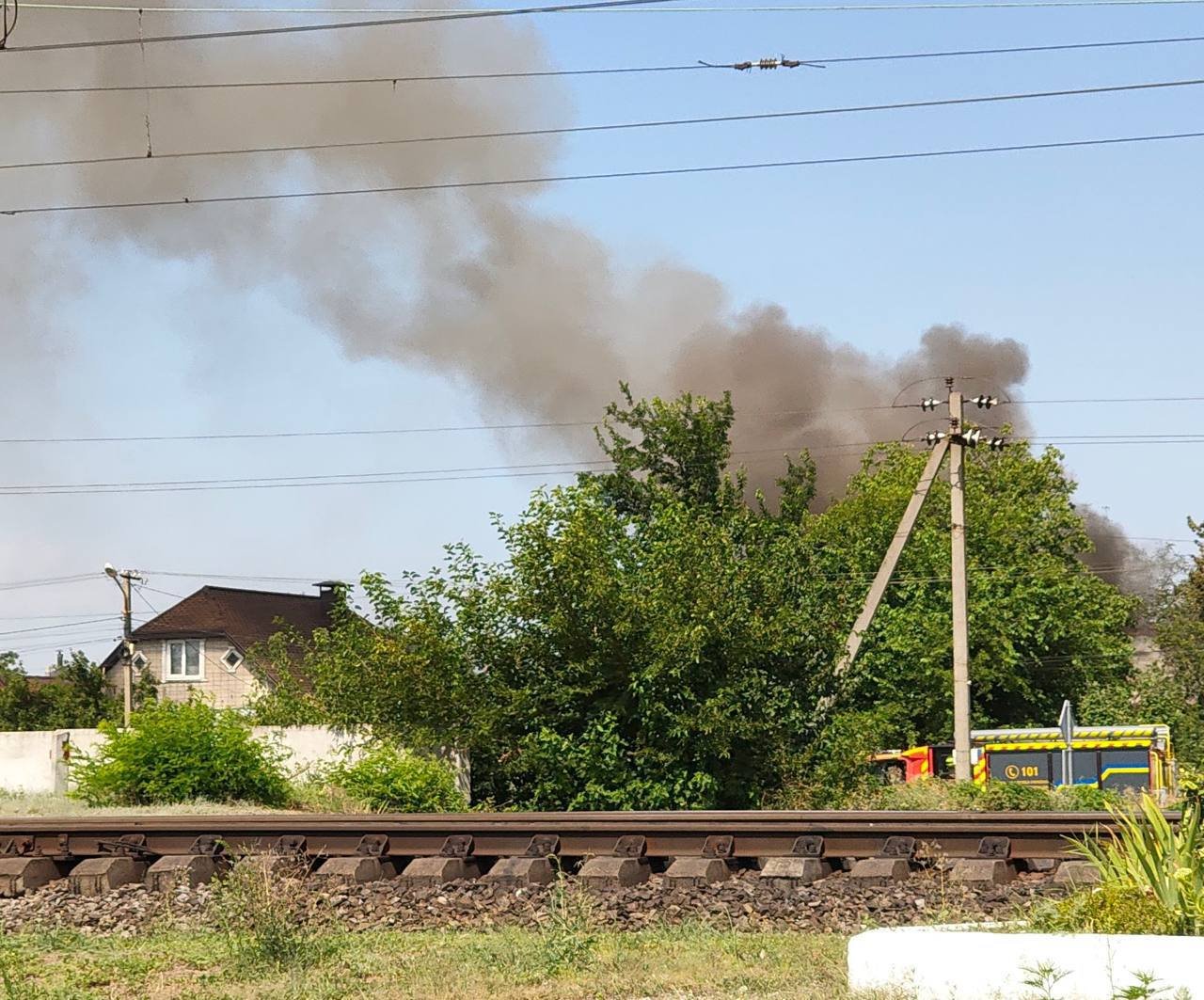 У Новокодацькому районі Дніпра спалахнула пожежа у приватному будинку