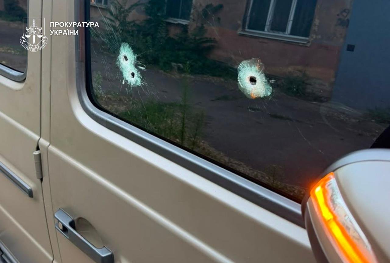 У Кривому Розі чоловік відкрив стрілянину біля ресторану: є постраждалий