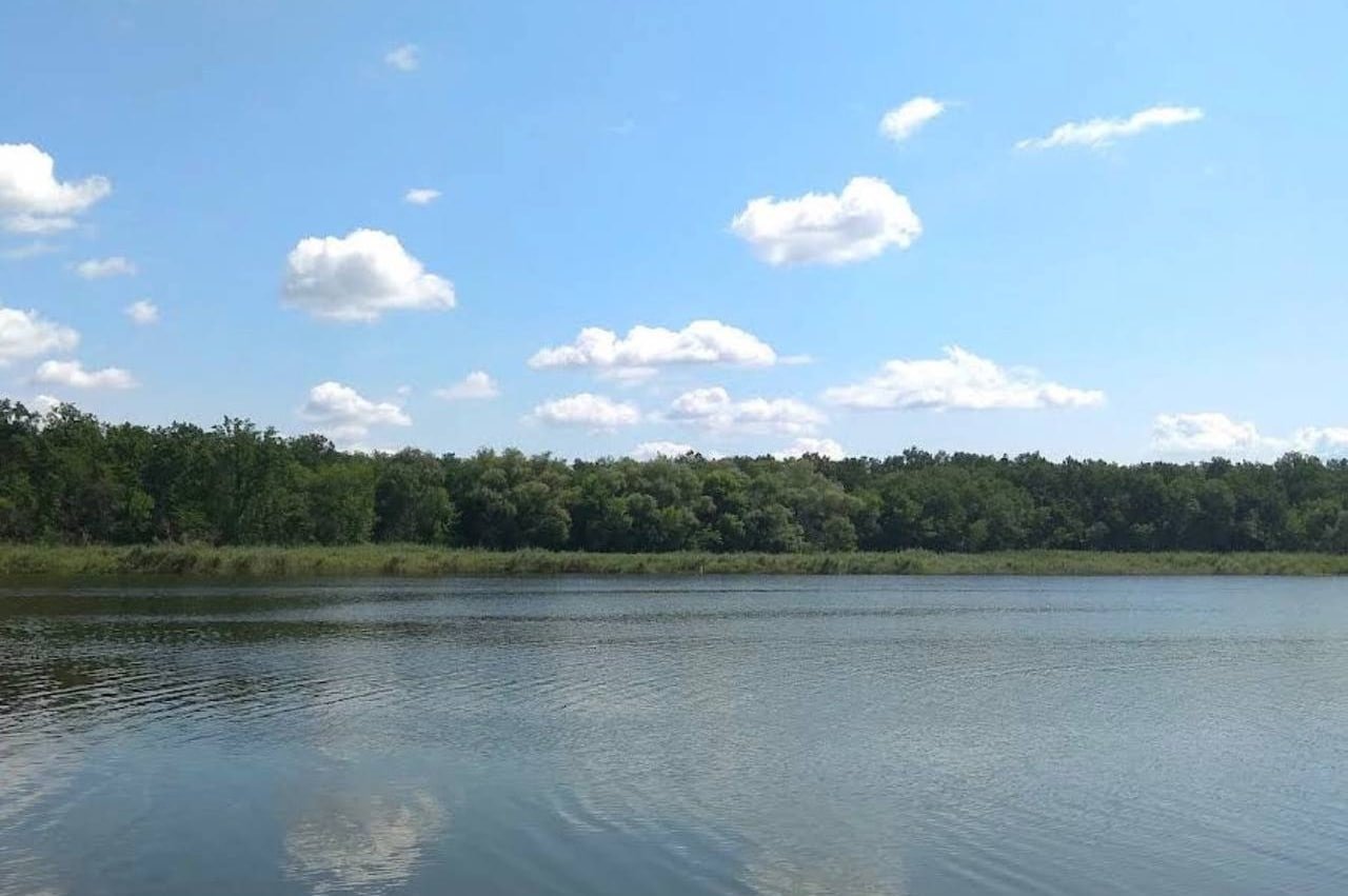 Хотів перепливти водойму і зник: на Дніпропетровщині шукають 62-річного чоловіка