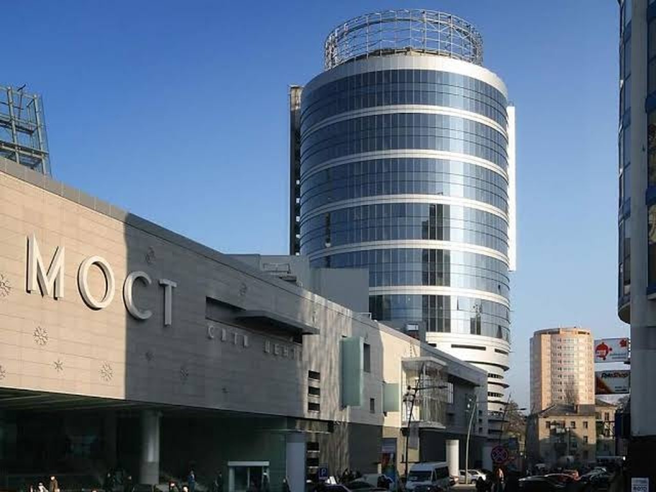 Нові правила вже діють: як тепер працюватиме «Мост-Сіті» у Дніпрі під час тривог