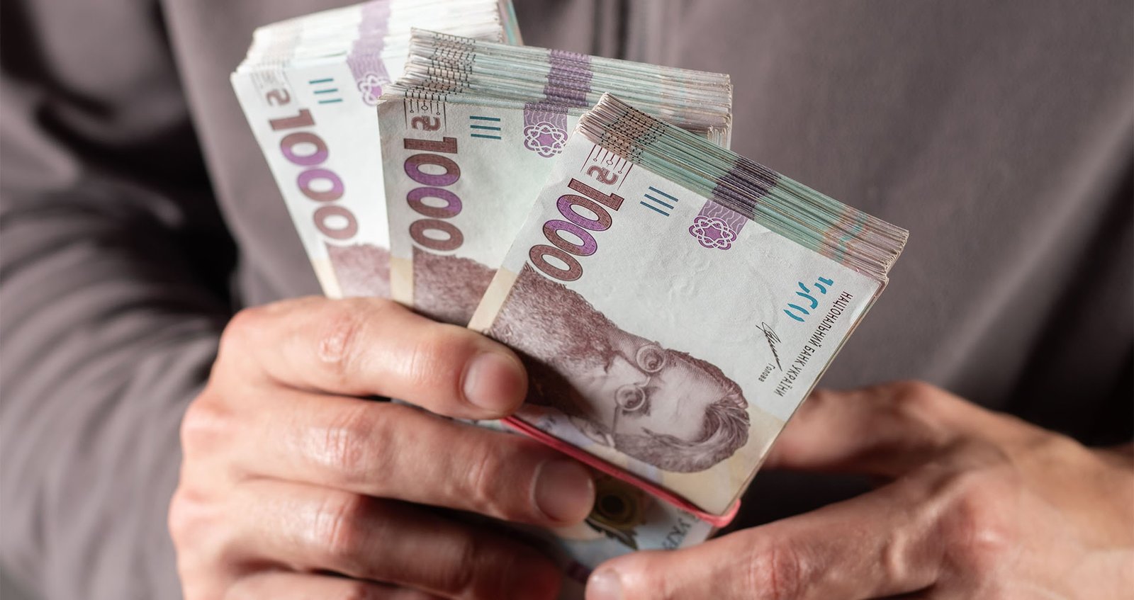 По 19 400 грн на родину: хто на Дніпропетровщині може отримати допомогу для підготовки до зими