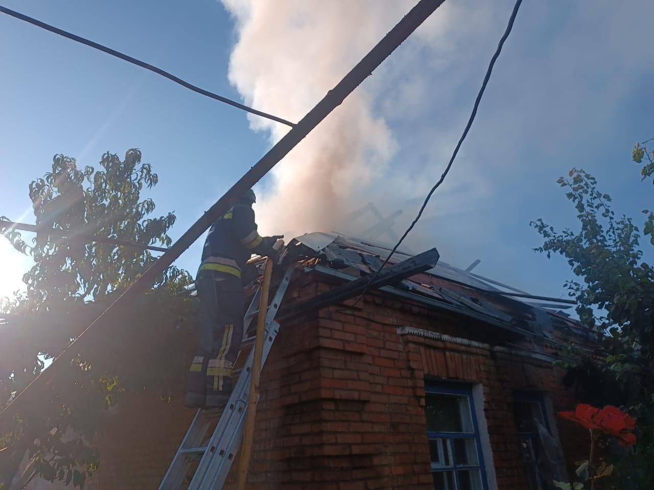 П’ять районів під ударами: на Дніпропетровщині є загиблі та поранені