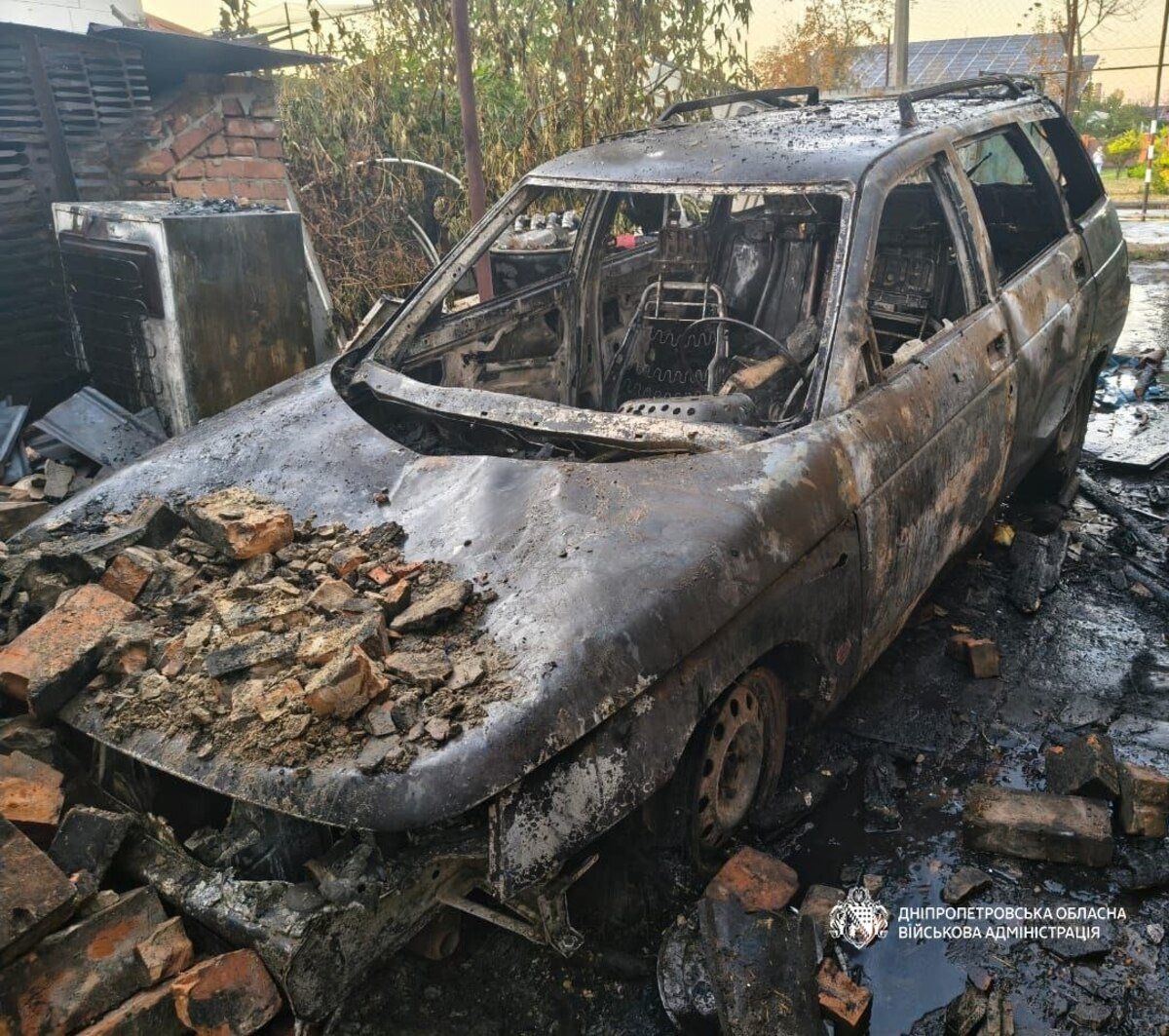 Внаслідок нічних ударів по Дніпропетровщині є важкопоранений