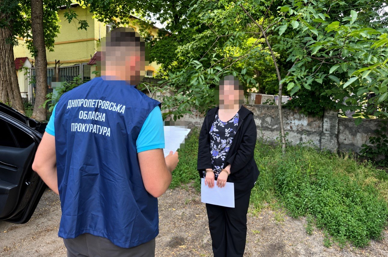 Жителька Дніпра фіксувала для росіян наслідки ударів по оборонних підприємствах міста