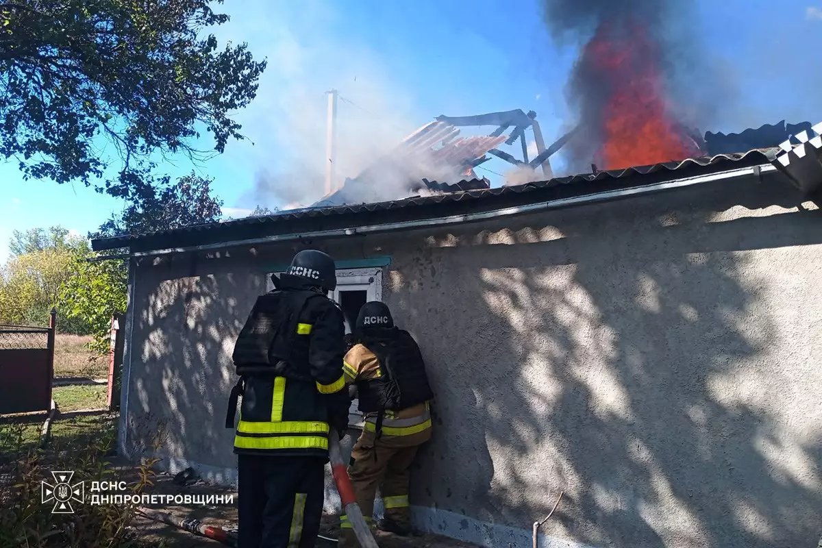 В Днепропетровской области во время пожара в доме погибла женщина