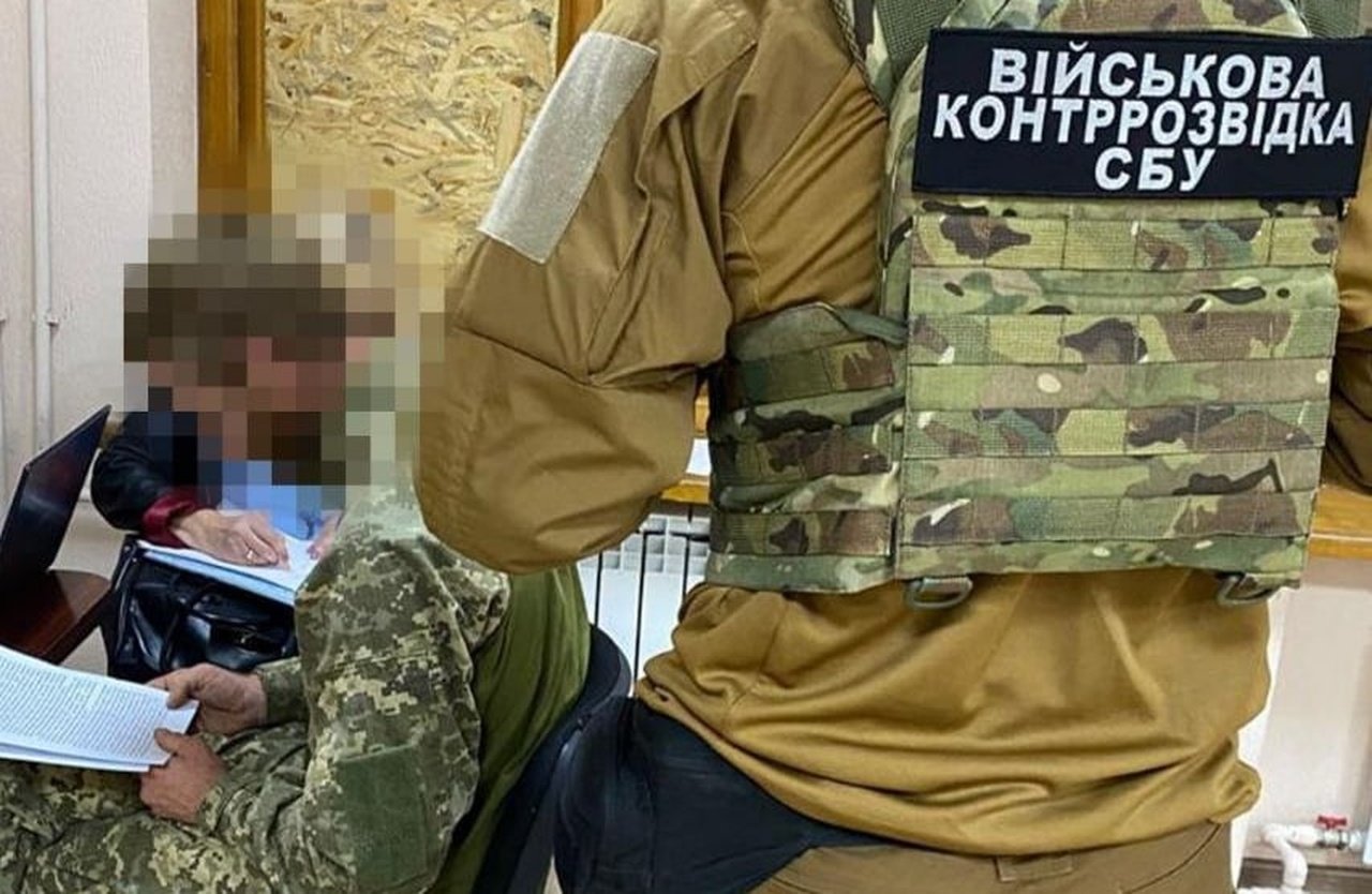 За "дівчиною" в Telegram ховалися спецслужби РФ: за що військового з Дніпропетровщини викрила СБУ