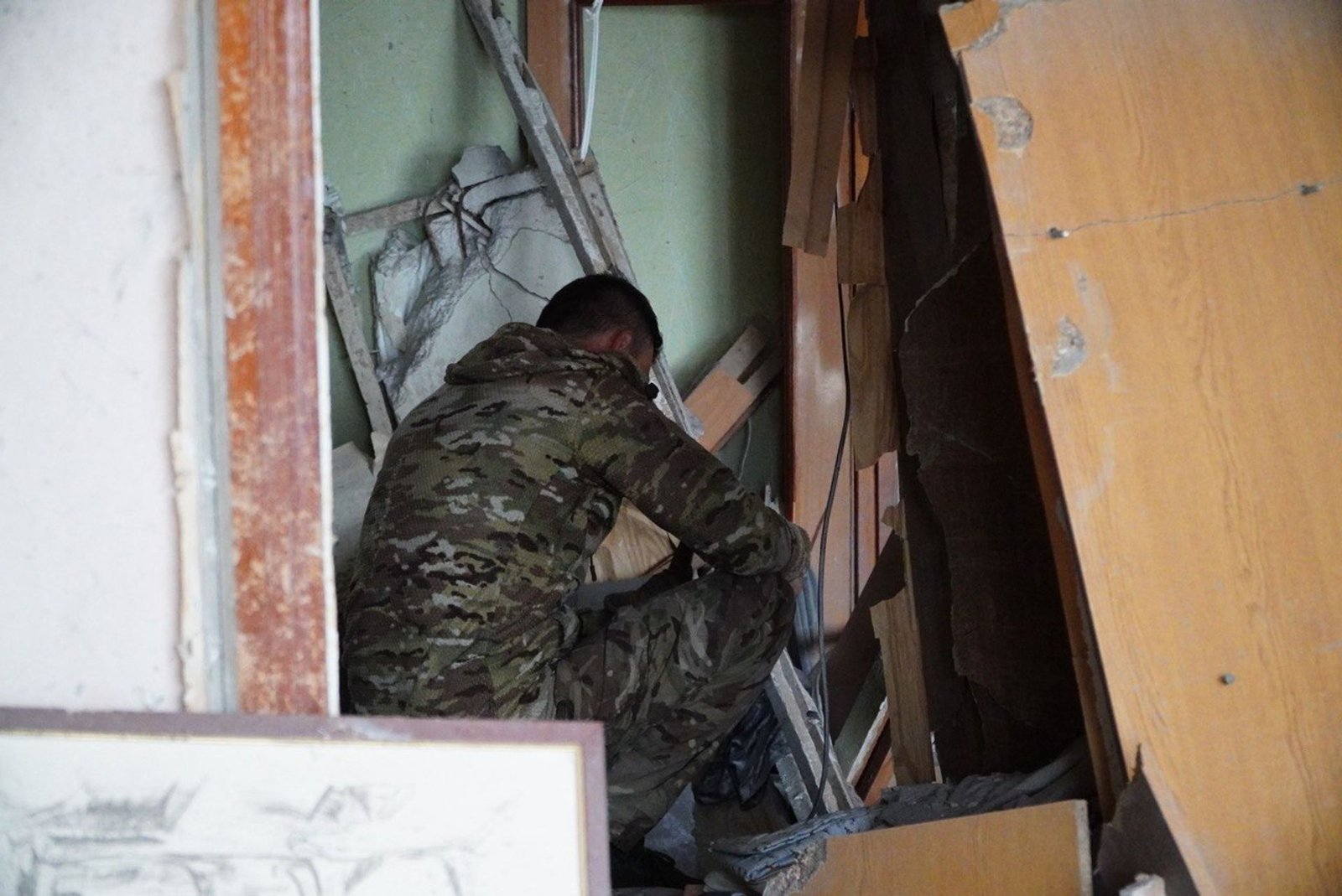 «Ребенка отбросило к стене»: в Днепре из-за атаки дрона пострадала дочь военного