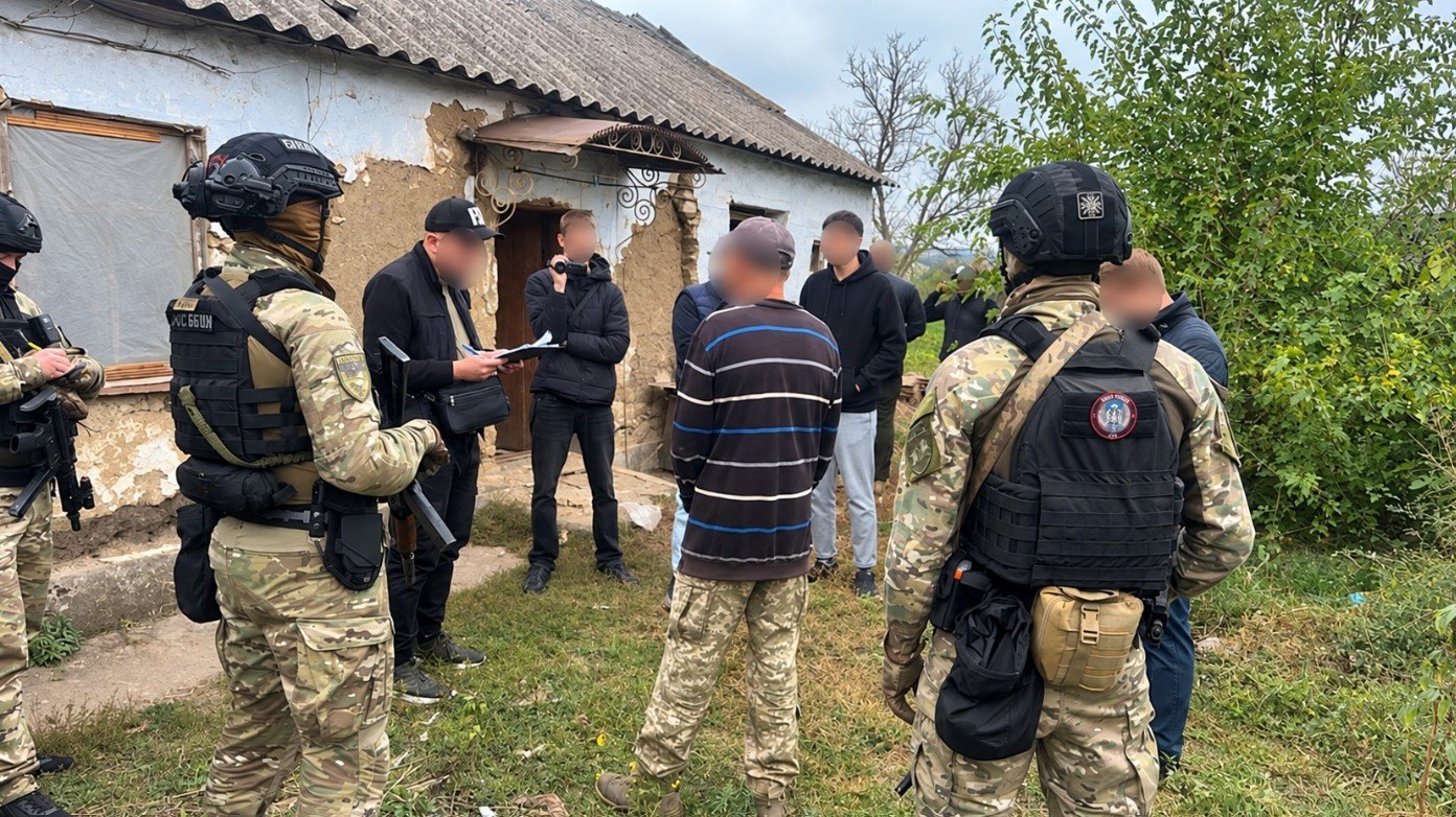 Закопав тіло у лісосмузі: житель Дніпра мобілізувався, аби уникнути покарання за вбивство