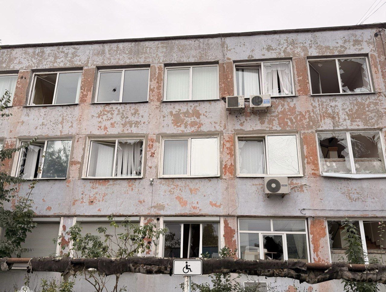 Дніпро вчергове атакували, спалахнула пожежа: що відомо