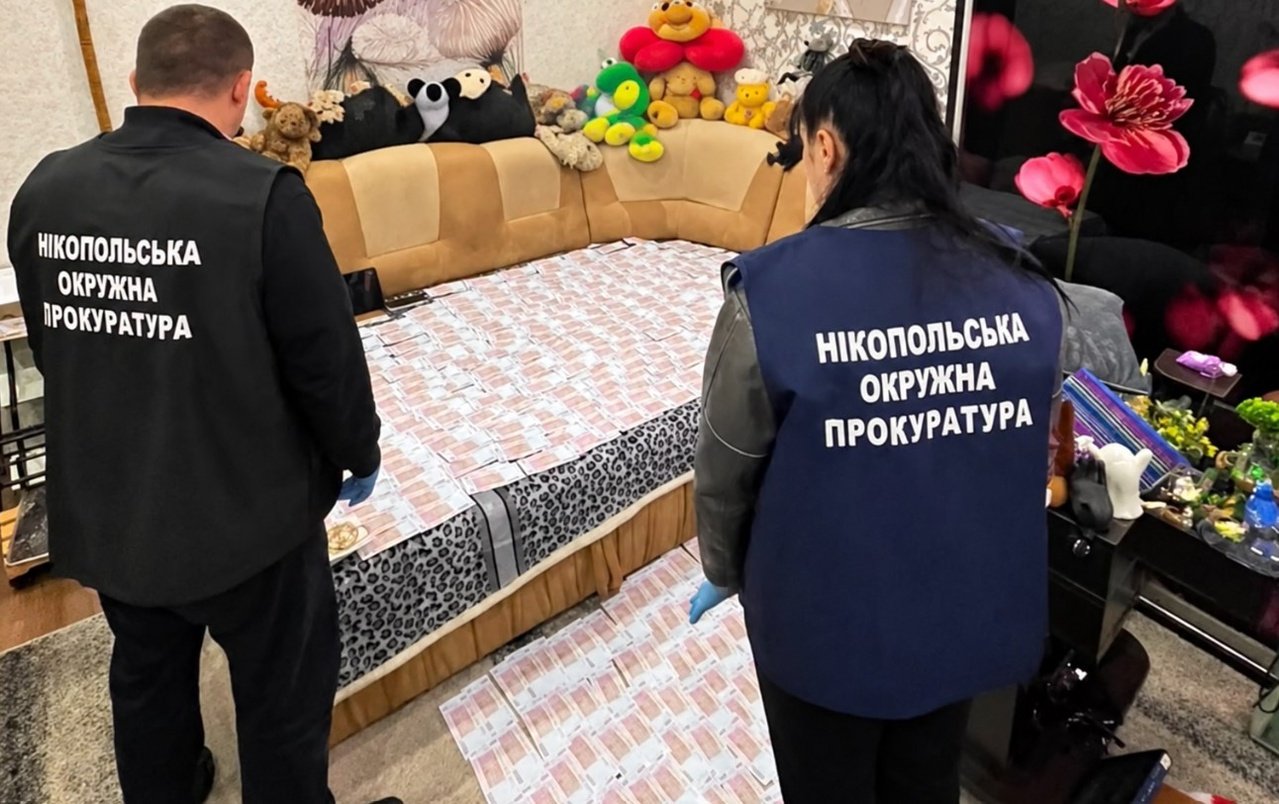 Відстрочка за тисячі доларів: у Нікополі викрили схему з фіктивним вступом
